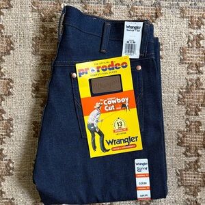 NWT Wrangler Men's 13MWZ Jeans - 32Wx30L